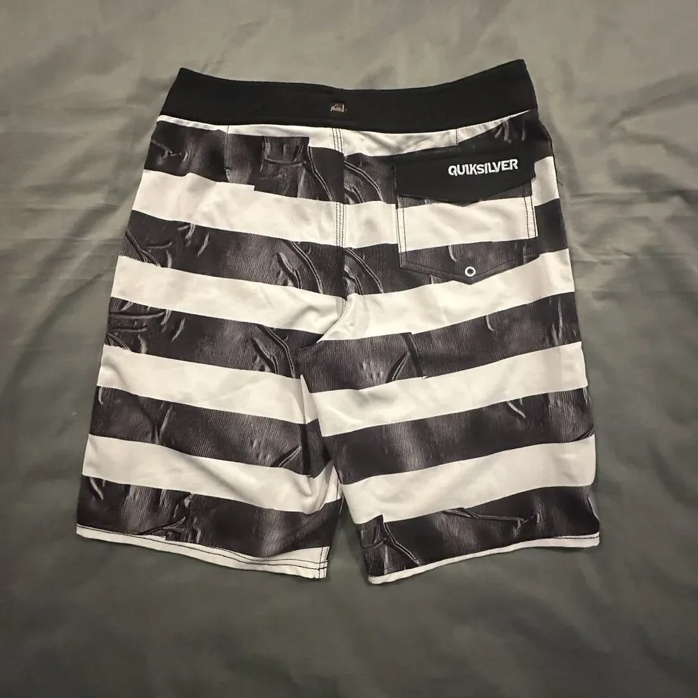 Quicksilver Cypher Series Board Shorts 4 Way Stretch Mens 31 Black Striped Swim